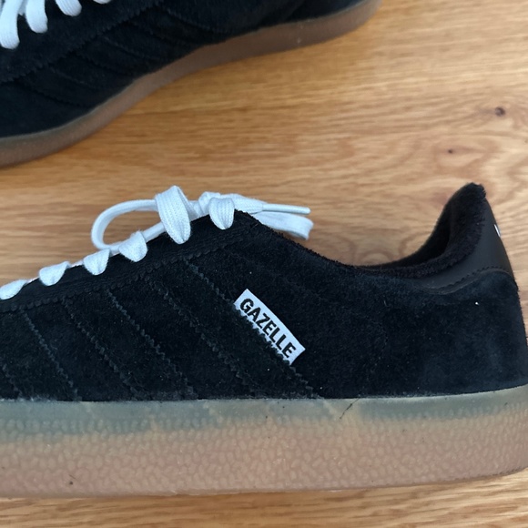 adidas Originals NIB Gazelle Adv Black Suede Sneakers (7) - Picture 9 of 15